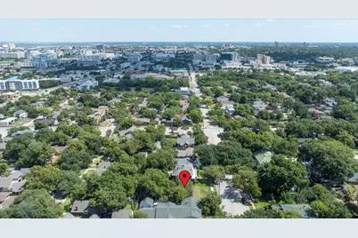 2328 Mistletoe Boulevard, Fort Worth, TX 76110 - Photo 4