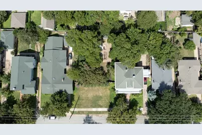 2328 Mistletoe Boulevard, Fort Worth, TX 76110 - Photo 14