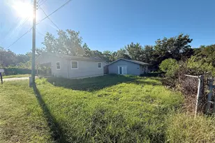 212 Paris Dr, Pottsboro, TX 75076 - Photo 6