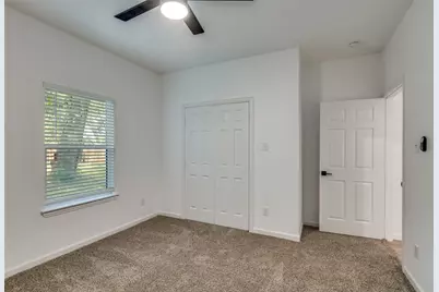 1727 Pear, Dallas, TX 75215 - Photo 10