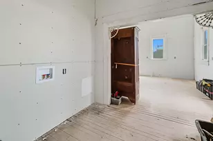 700 W Leslie St, Hamilton, TX 76531 - Photo 12