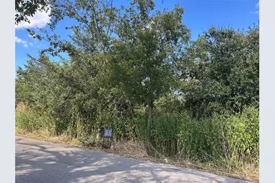 203 Inez Hardy Way, Grandview, TX 76050 - Photo 1