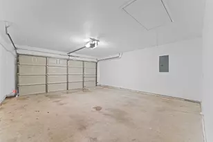 6903 Hawaii Ln, Arlington, TX 76016 - Photo 24