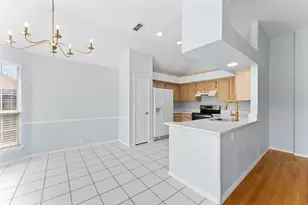 6903 Hawaii Ln, Arlington, TX 76016 - Photo 8