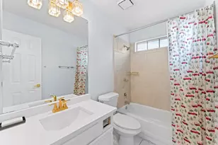 6903 Hawaii Ln, Arlington, TX 76016 - Photo 12