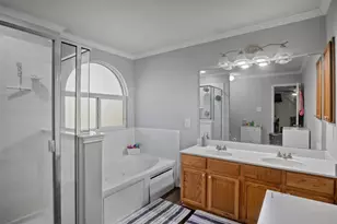 4600 Leslie Ln, Balch Springs, TX 75180 - Photo 32