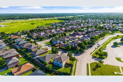 4600 Leslie Lane, Balch Springs, TX 75180 - Photo 6