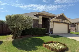 409 Haddington St, Fort Worth, TX 76036 - Photo 2
