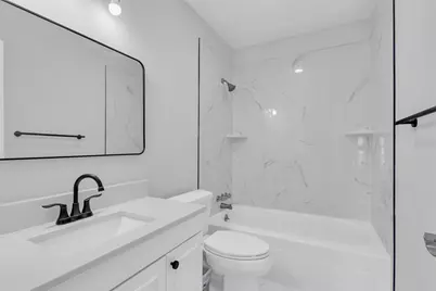 710 Country Lane, Grand Prairie, TX 75052 - Photo 16