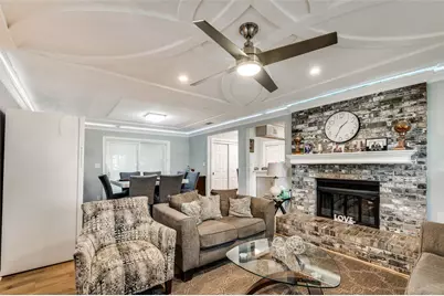 407 E Oakdale Street, Keene, TX 76059 - Photo 4