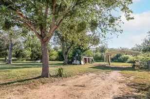 402 N Liveoak St, Richland Springs, TX 76871 - Photo 34