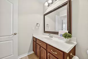 10027 Boyton Canyon Rd, Frisco, TX 75035 - Photo 12