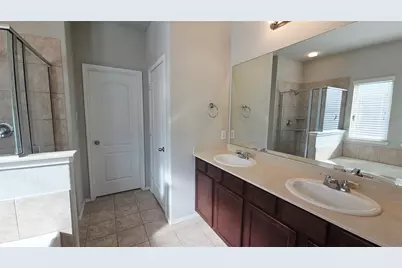 4740 Meadow Green Trail, Fort Worth, TX 76244 - Photo 12
