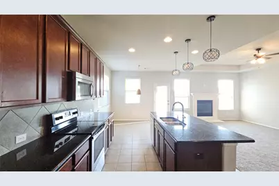 4740 Meadow Green Trail, Fort Worth, TX 76244 - Photo 4