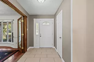 2312 Garden Ln, Arlington, TX 76015 - Photo 4