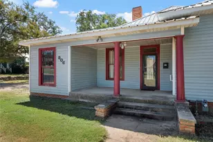 506 E Main St, Hamilton, TX 76531 - Photo 4