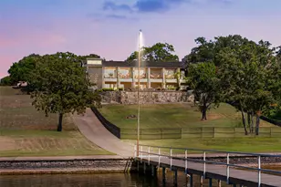 4115 Crescent Dr, Granbury, TX 76049 - Photo 1