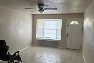 1613 Whiteoak Dr, Garland, TX 75040 - Photo 2