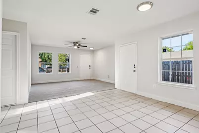 2714 Silkwood Street, Dallas, TX 75215 - Photo 20