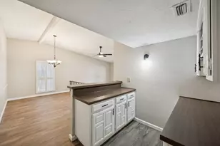 7110 Forestview Dr, Arlington, TX 76016 - Photo 6