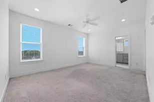 2312 Scenic Bluff Dr, Fort Worth, TX 76111 - Photo 28