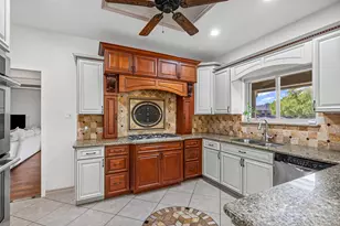 6632 Carston Ct, North Richland Hills, TX 76180 - Photo 10