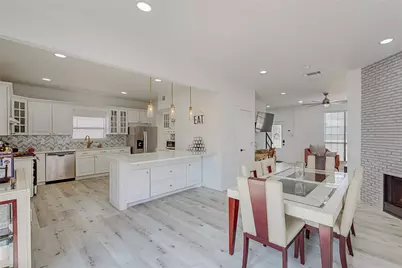 829 Lake Bluff Drive, Flower Mound, TX 75028 - Photo 8