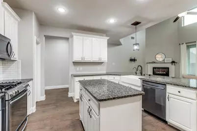 713 Llano Falls Drive, McKinney, TX 75071 - Photo 8