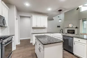 713 Llano Falls Dr, McKinney, TX 75071 - Photo 8