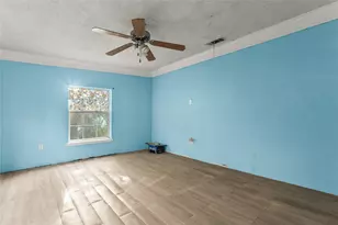 1820 Live Oak Ave, Waco, TX 76708 - Photo 14