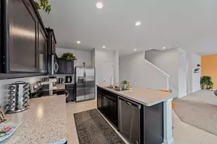 6905 Whisper Fld Ct, Fort Worth, TX 76120 - Photo 8