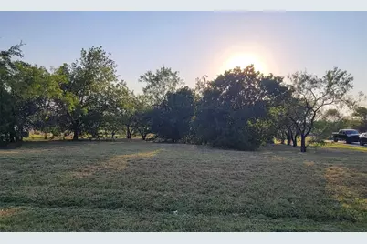 2207 Alyssum, Cedar Hill, TX 75104 - Photo 4