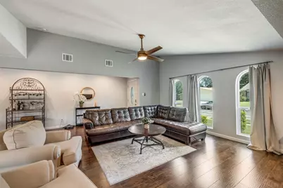 2602 Meadowview Drive, Arlington, TX 76016 - Photo 8