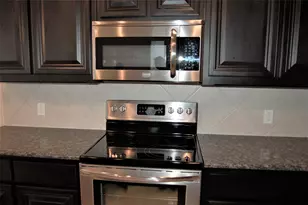 142 Barrington Ln, Lewisville, TX 75067 - Photo 18