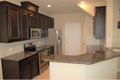 142 Barrington Lane, Lewisville, TX 75067 - Photo 8