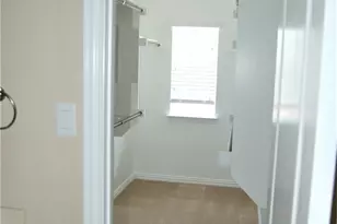 142 Barrington Ln, Lewisville, TX 75067 - Photo 14