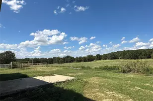 6551 Crooked Creek Rd, Bowie, TX 76230 - Photo 38