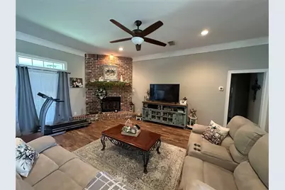 394 Sunland Park, Robinson, TX 76706 - Photo 4