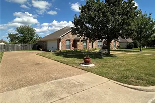 394 Sunland Park, Robinson, TX 76706 - Photo 34