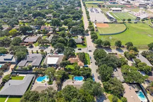 7138 Grand Oaks Rd, Dallas, TX 75230 - Photo 32