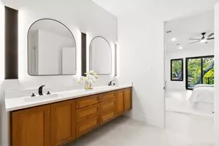 10434 Vinemont St, Dallas, TX 75218 - Photo 26