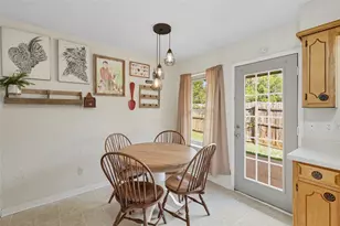 217 English Ct, Springtown, TX 76082 - Photo 8