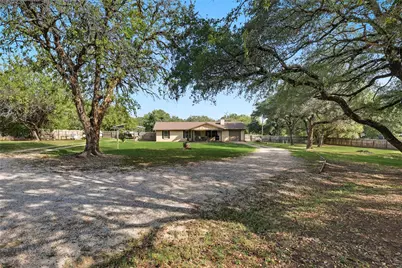 217 English Court, Springtown, TX 76082 - Photo 2