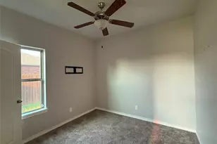 1023 Baker Ln, Mabank, TX 75147 - Photo 4