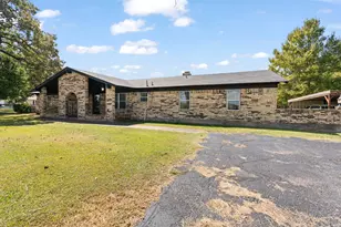 11039 State Hwy 171, Covington, TX 76636 - Photo 2