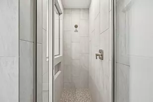 549 Lockhart St, Waxahachie, TX 75165 - Photo 16