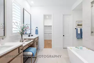 549 Lockhart St, Waxahachie, TX 75165 - Photo 10