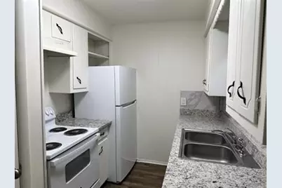 2002 Washington Street #1, Commerce, TX 75428 - Photo 2
