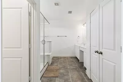 2700 Parkview Court, Lewisville, TX 75067 - Photo 22