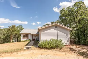 698 Storey Rd, Nocona, TX 76255 - Photo 8